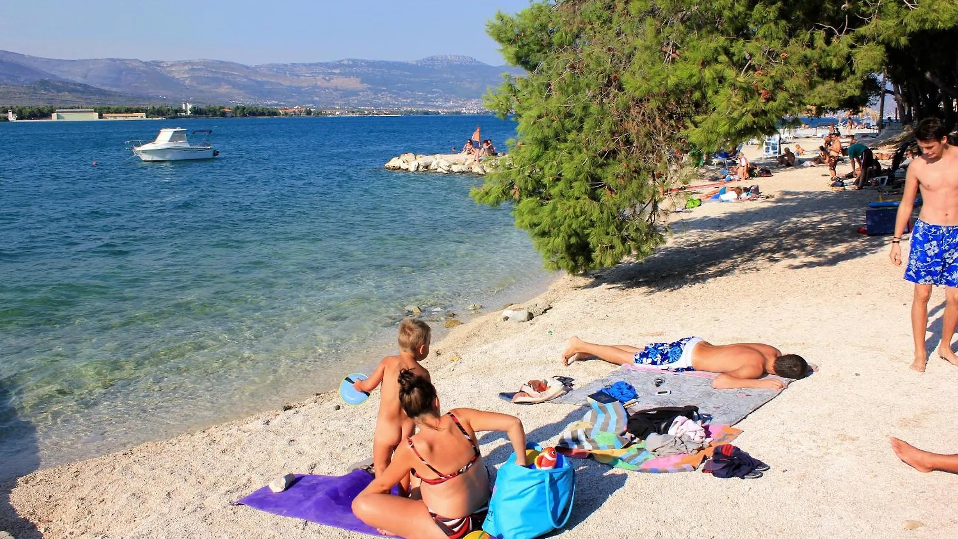 Apartments By The Sea Arbanija, Ciovo - 14825 Trogir
