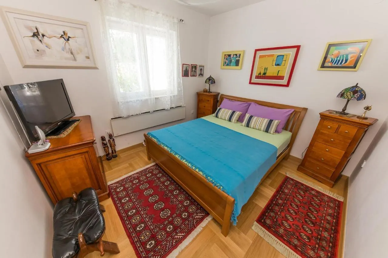 Apartments By The Sea Arbanija, Ciovo - 14825 Trogir