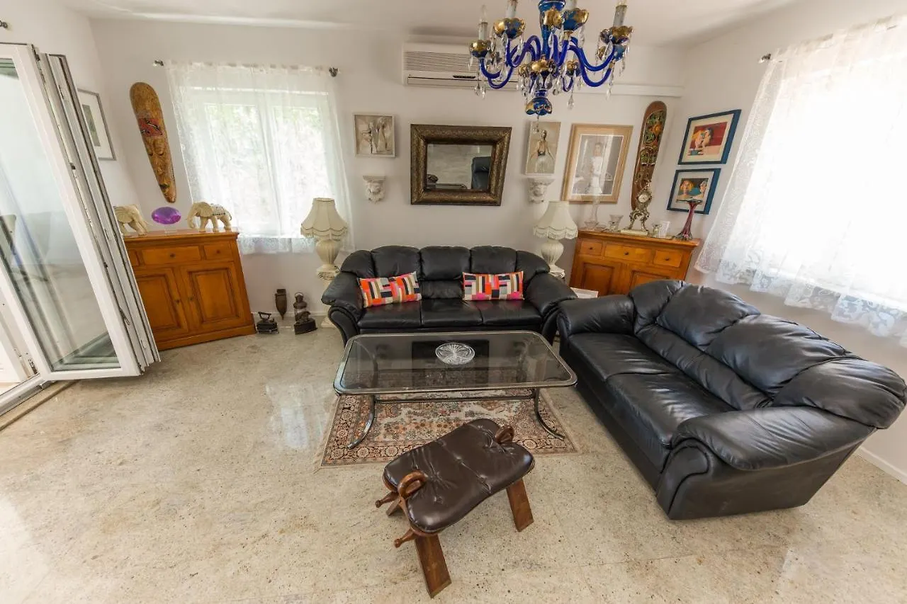 Apartments By The Sea Arbanija, Ciovo - 14825 Trogir 0*,  Croatia